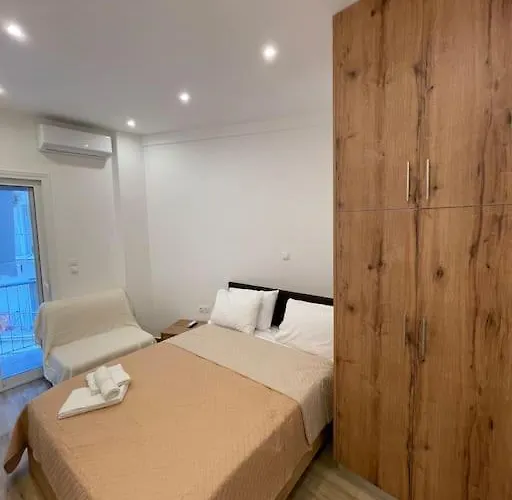 Pangrati-Brand New Luxury Central Studio