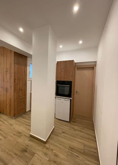 Pangrati-brand New Luxury *